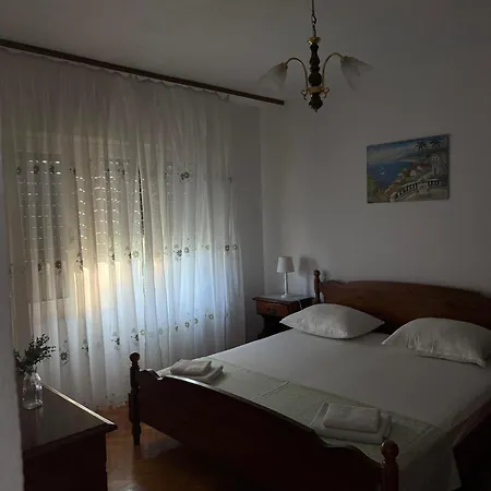 Apartament Matea